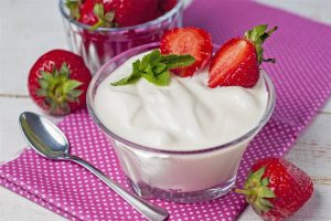 yogurt con fresas