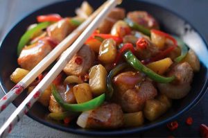comida china para llevar saludable cerdo agridulce